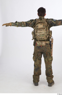 Photos Frankie Perry Army KSK Recon Germany standing t poses…